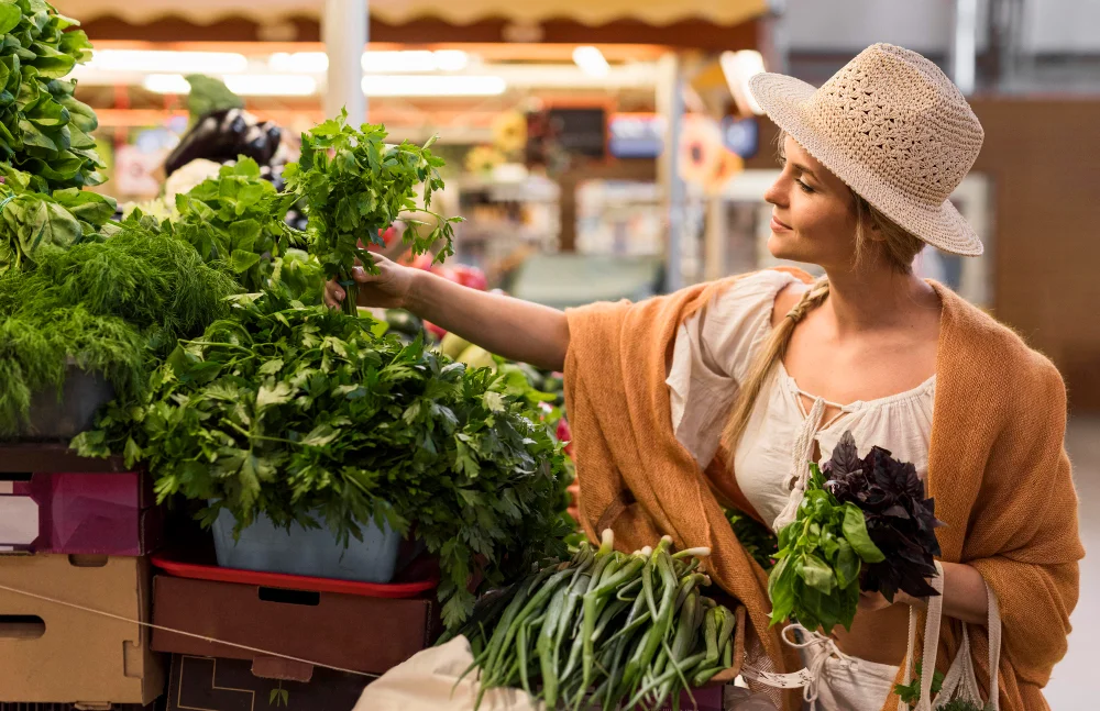 une femme sur un marché
