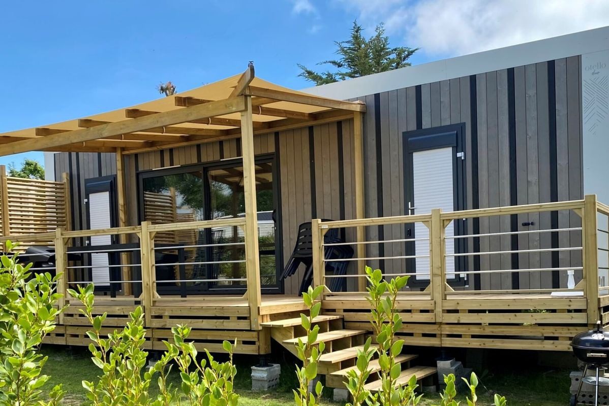 un mobil home sur un camping